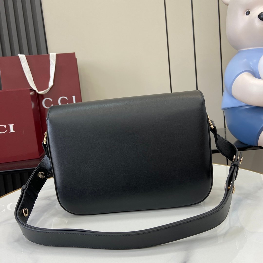 Handbag/Shoulder Bag Size  26x 17.5x 10