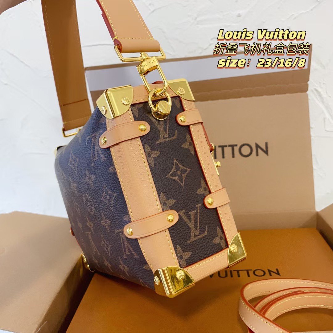 Iron horn square box bag size: 23*16*8cm