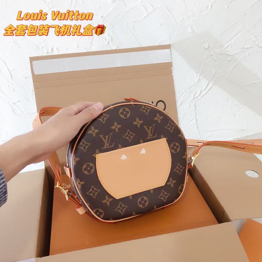 Round cake one-shoulder crossbody women's bag Specifications: 21*20*7cm