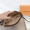 Hand holding shoulder crossbody bag Specification: 26*20*6cm