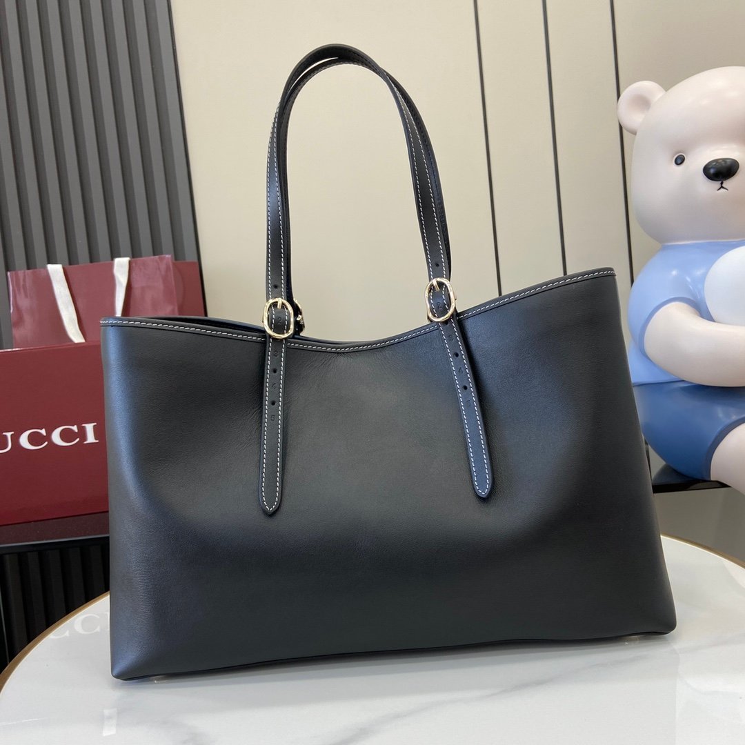Handbag/Shoulder Bag Size  38x 25x 15