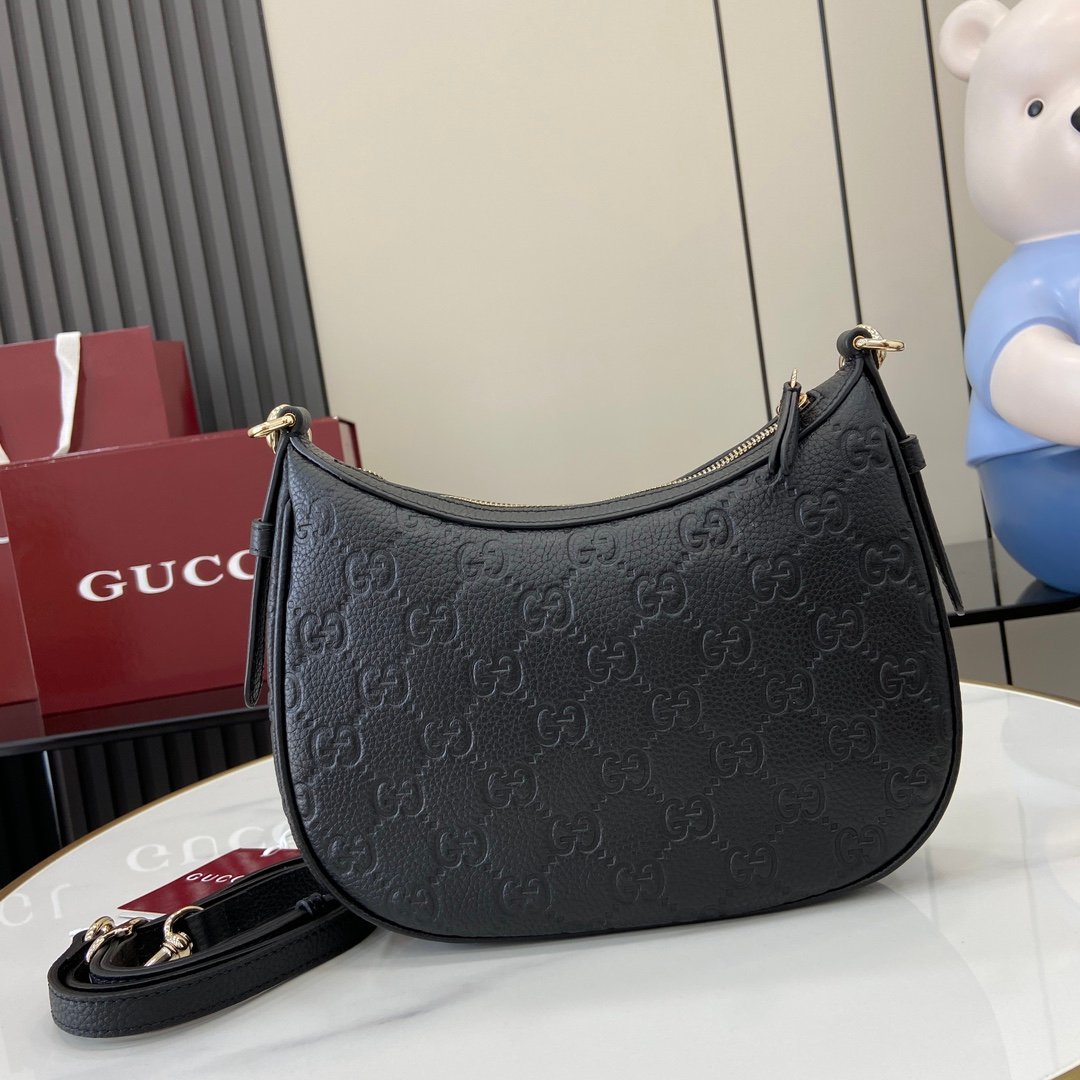 Handbag/Shoulder Bag Size  25.5x 20x 5cm