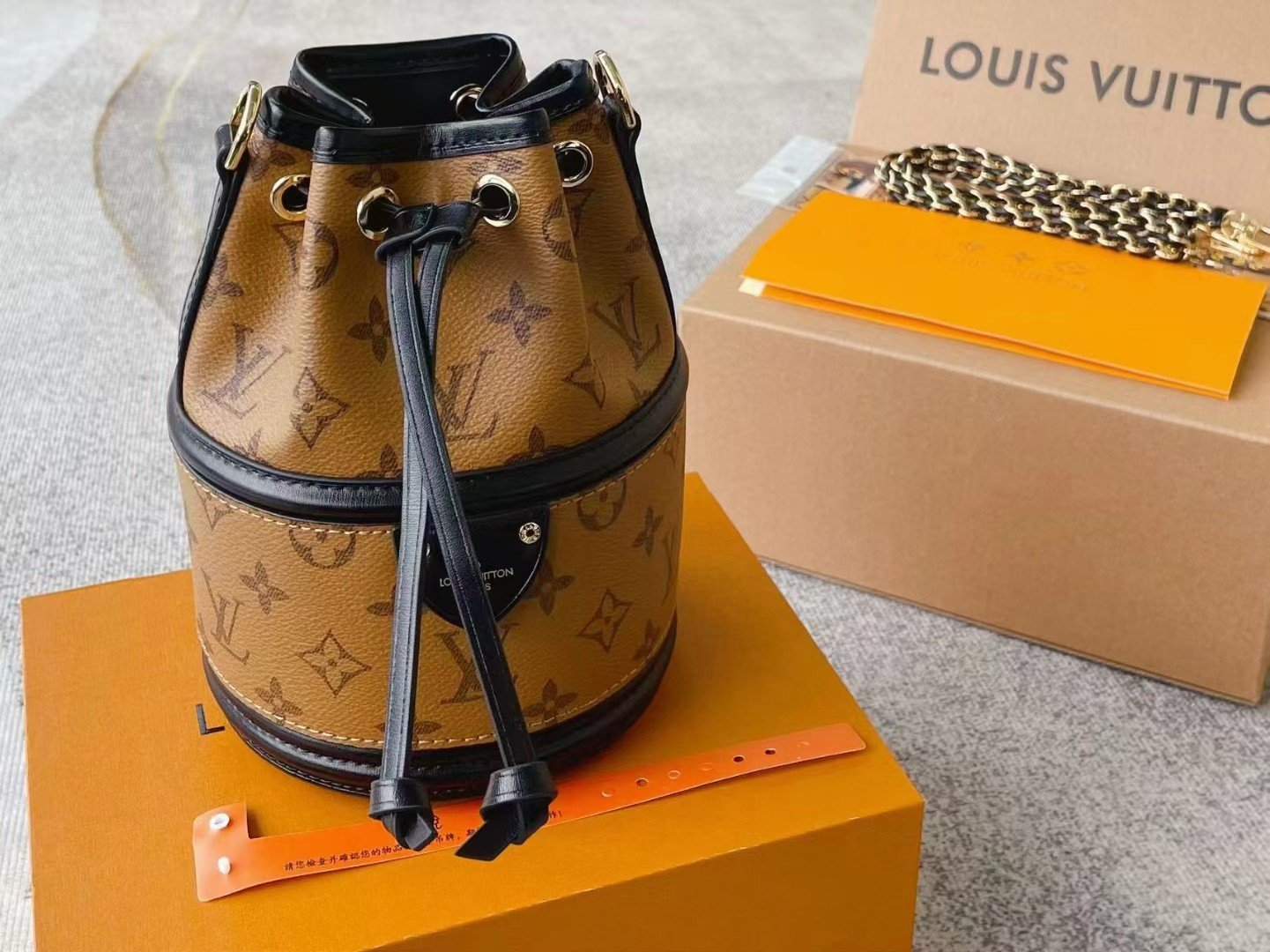 New rice bucket tote bag shoulder bag Specification: 15*20*15cm