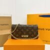 New Chain Tote Bag Shoulder Bag Specification: 21*10*4cm