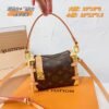 Handbag shoulder bag specifications: 18*12*8cm