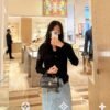 Shoulder bag handbag specifications: 12.5*6*21cm