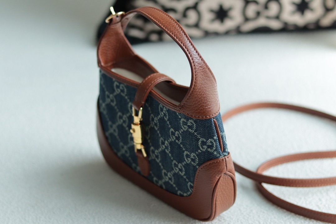 Handbag/Shoulder Bag Size  19*13*3