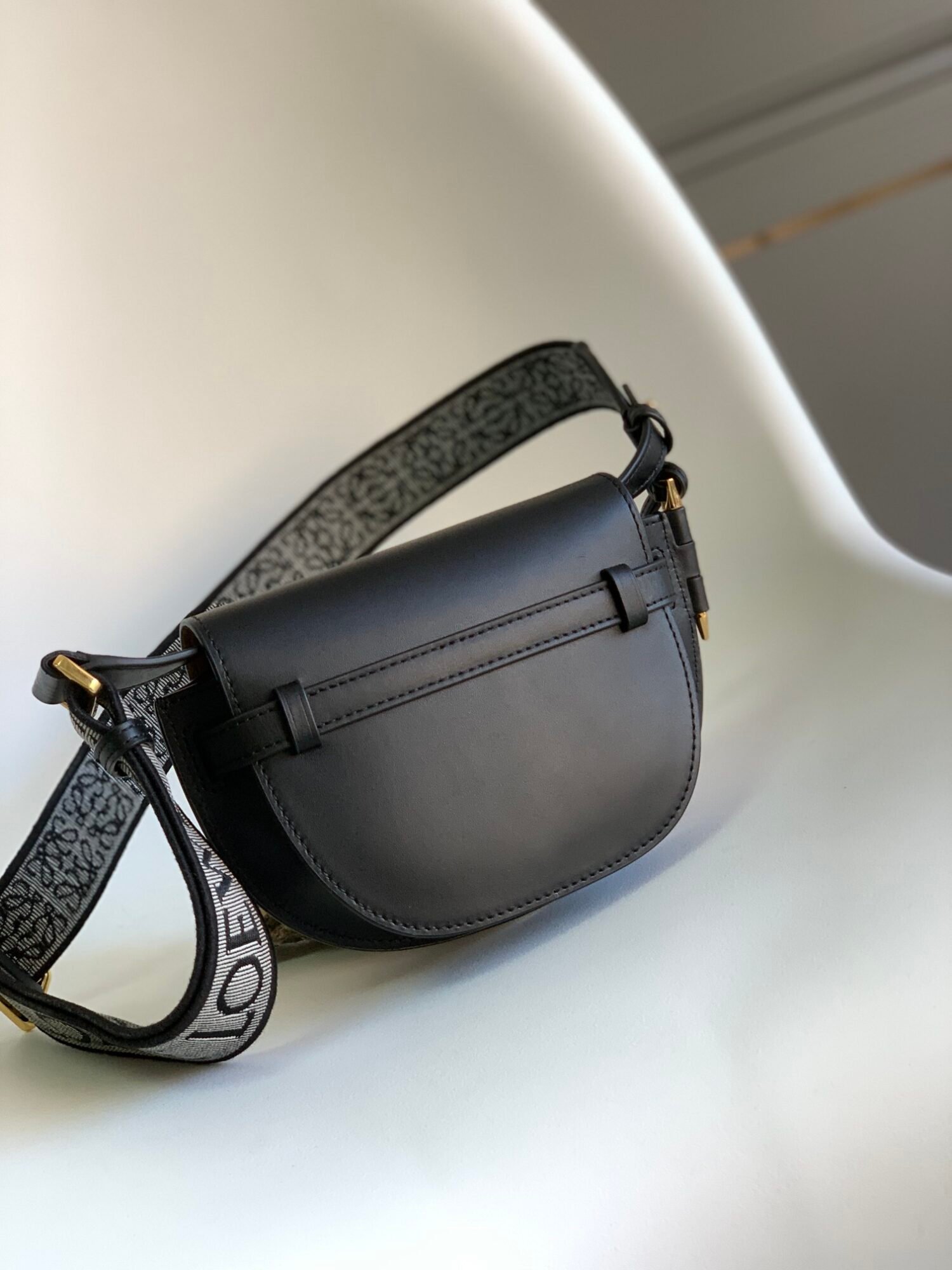 Handbag/Shoulder Bag Size 15*12.5*9cm