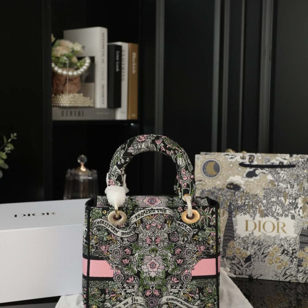 Handbag/Shoulder Bag Size25x20cm