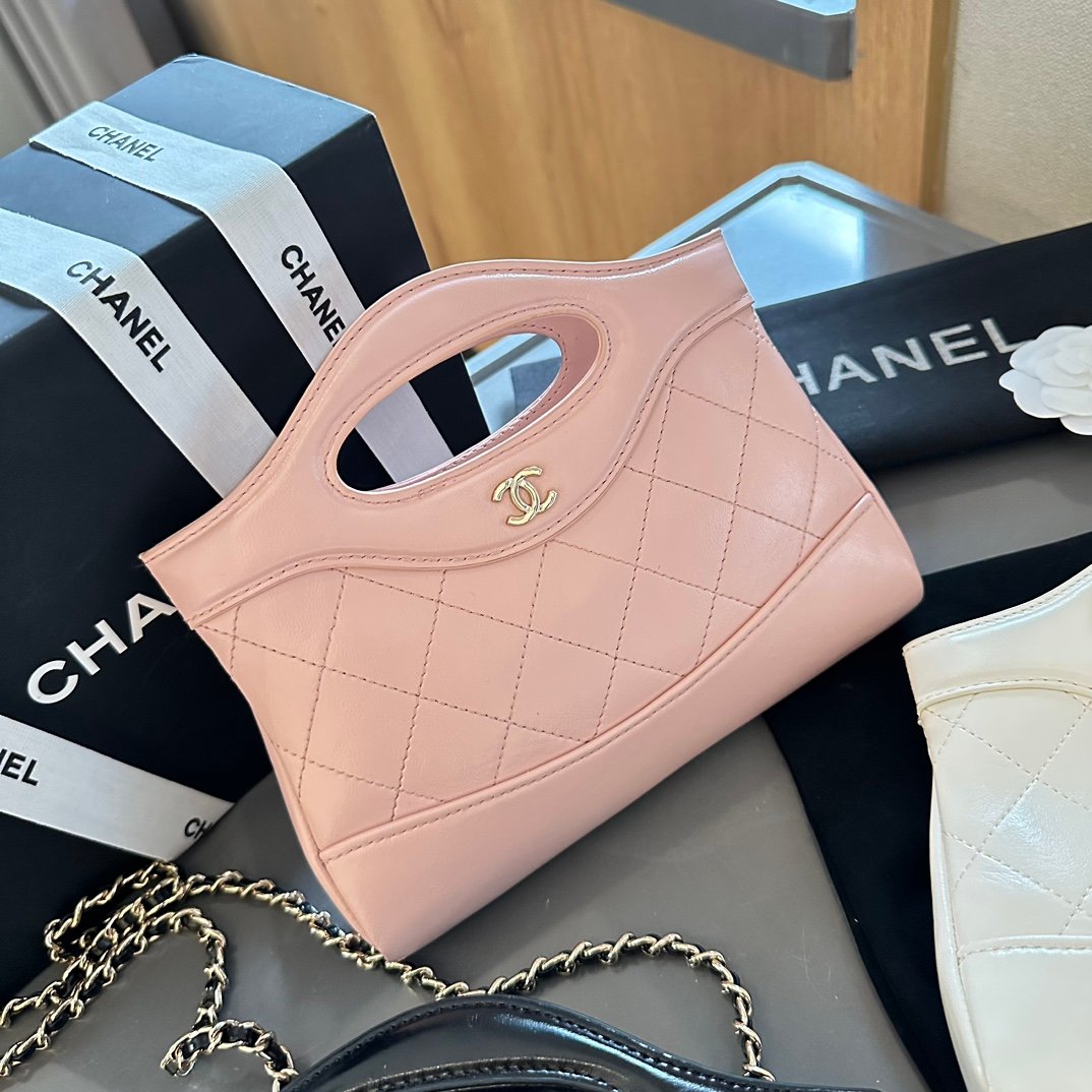 Handbag/Shoulder Bag Size 21*17*3.5cm