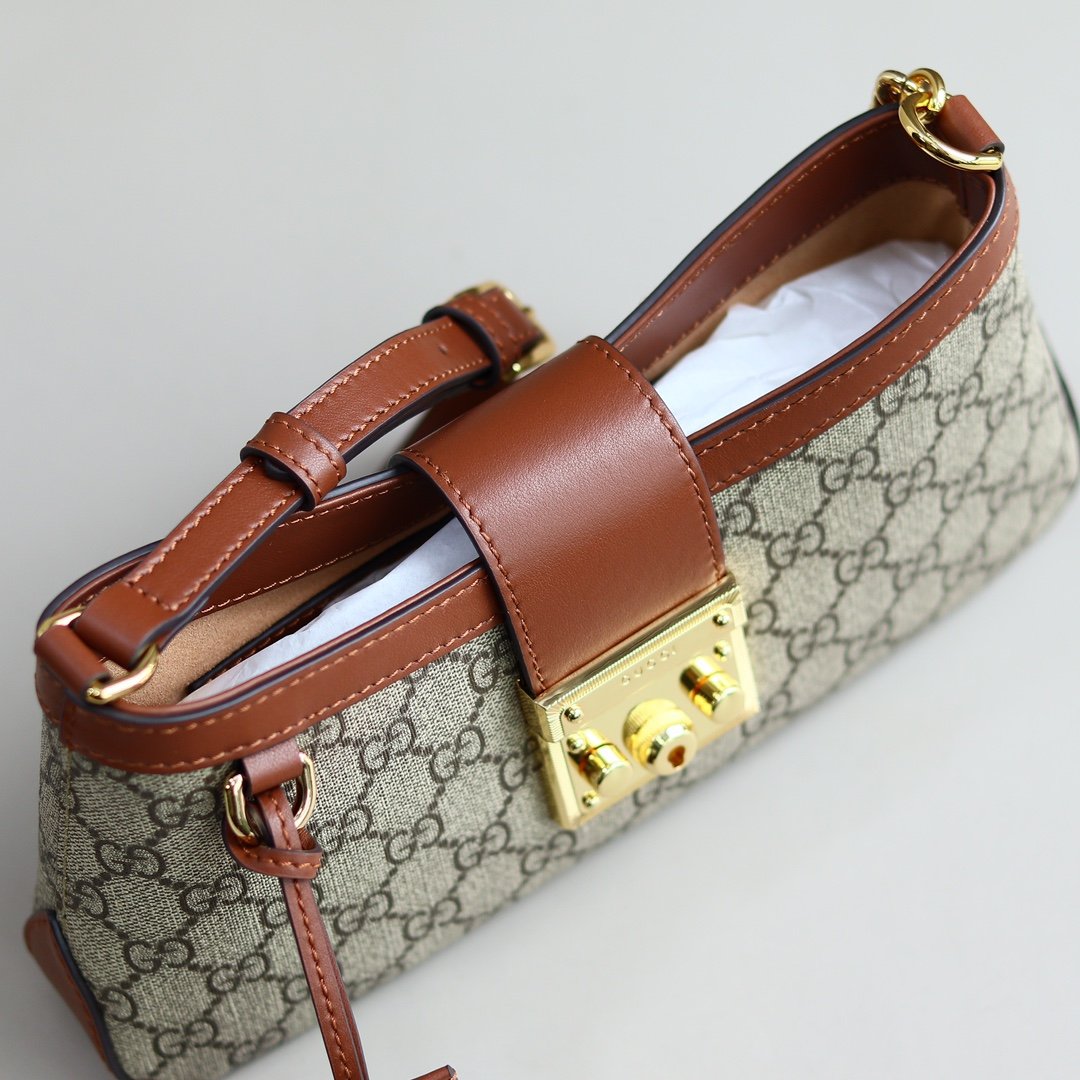 Handbag/Shoulder Bag Size  27✖️14✖️6cm