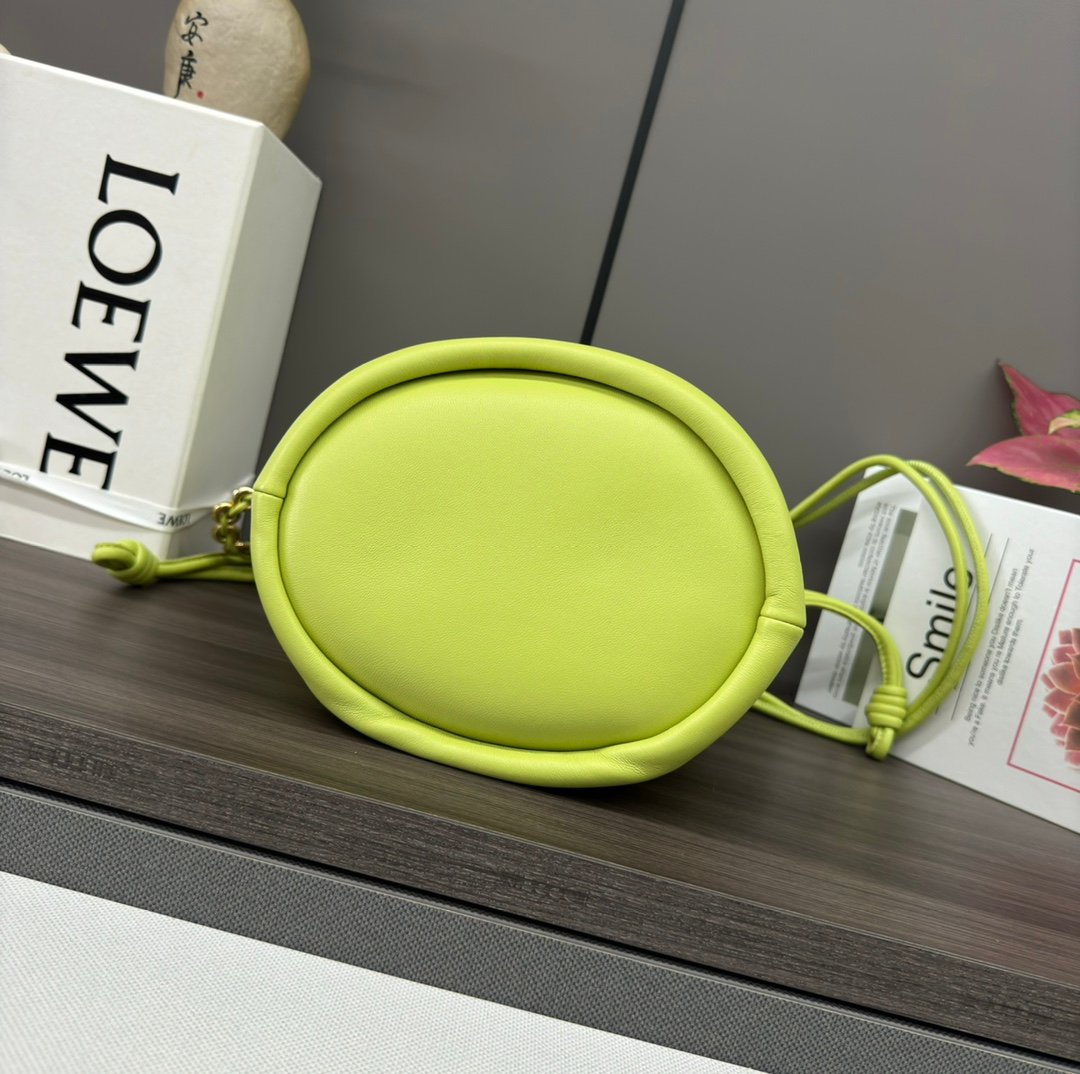 Handbag/Shoulder Bag Size 32*17*24CM