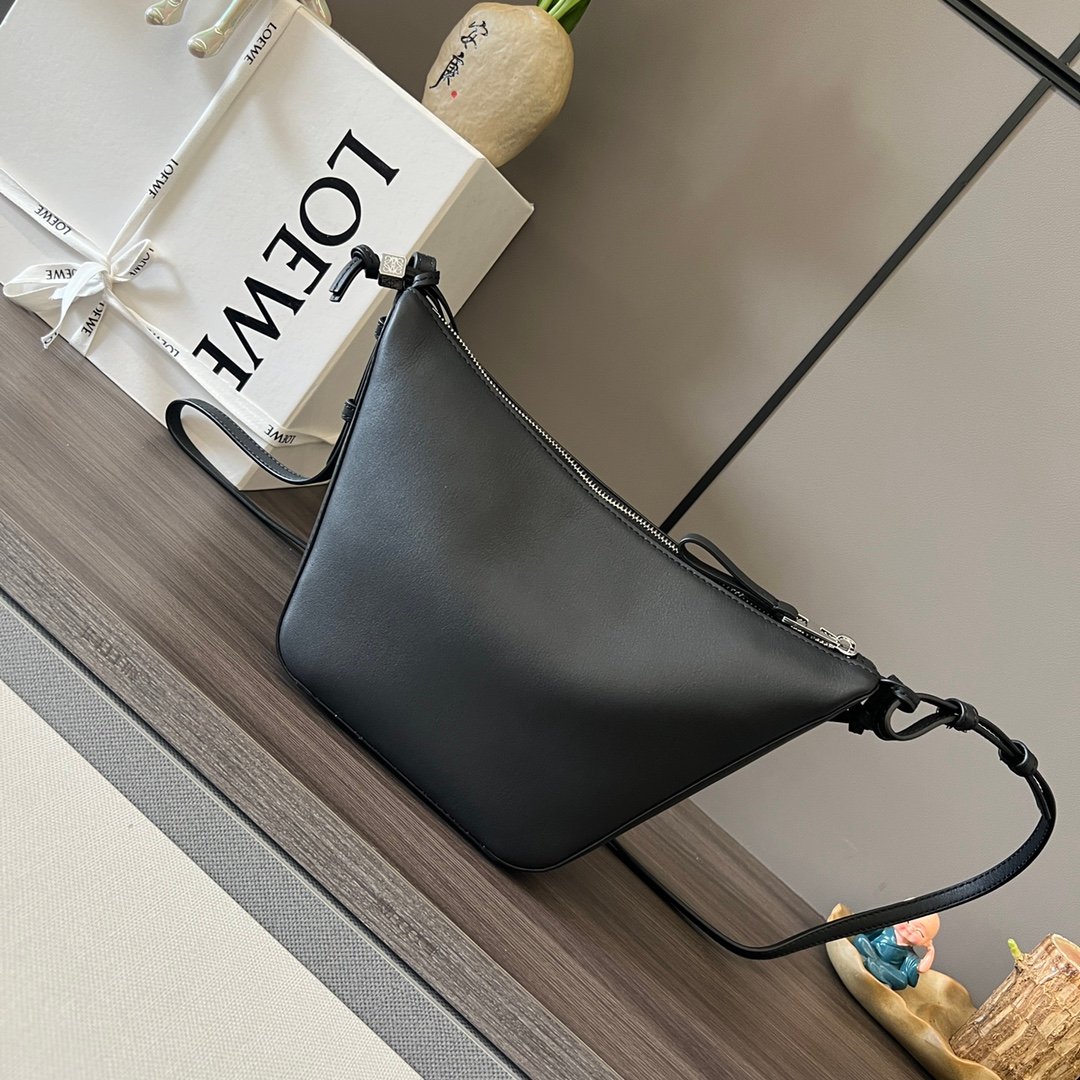 Handbag/Shoulder Bag Size 28*17*9.5CM
