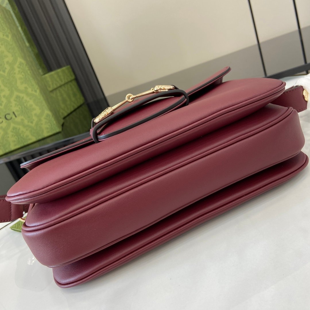 Handbag/Shoulder Bag Size  26x 17.5x 10