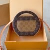 Hand buckle round cake tote bag shoulder bag Specification: 22*21*10cm
