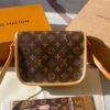 New cover, small tofu tote bag shoulder bag Specifications: 22*17*-8cm ...