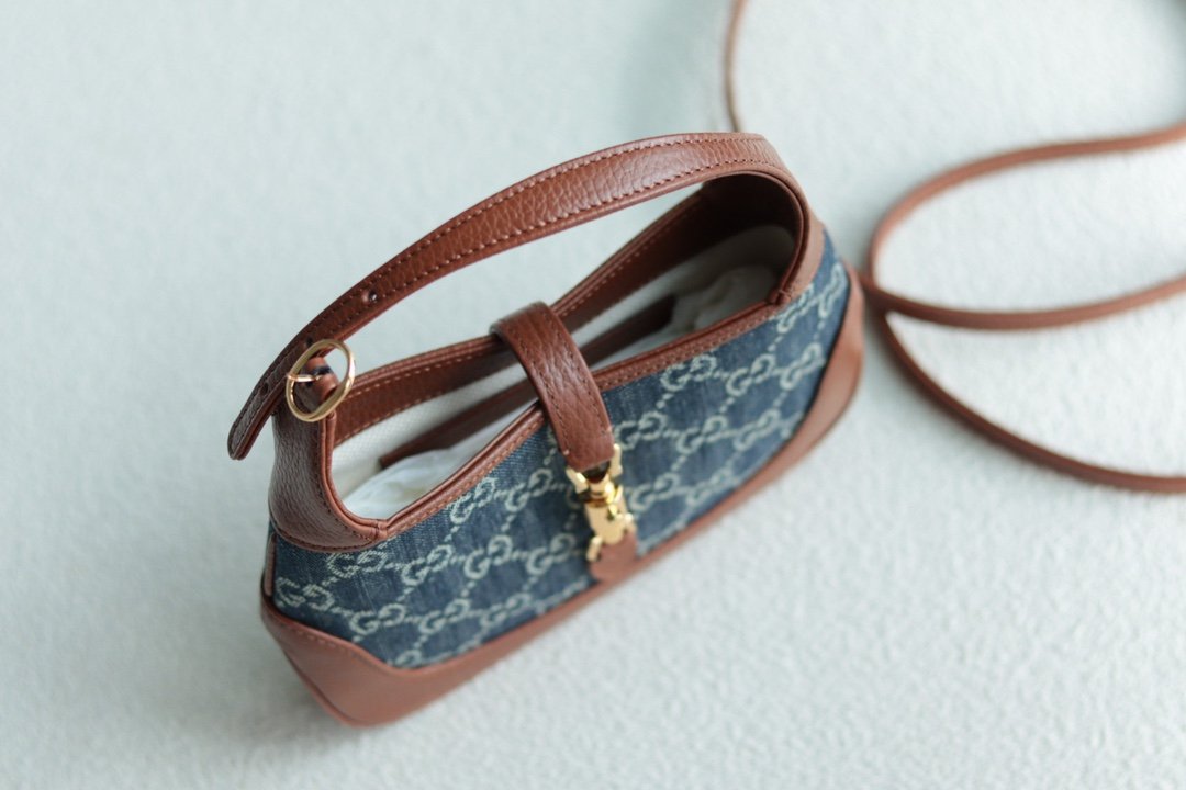 Handbag/Shoulder Bag Size  19*13*3