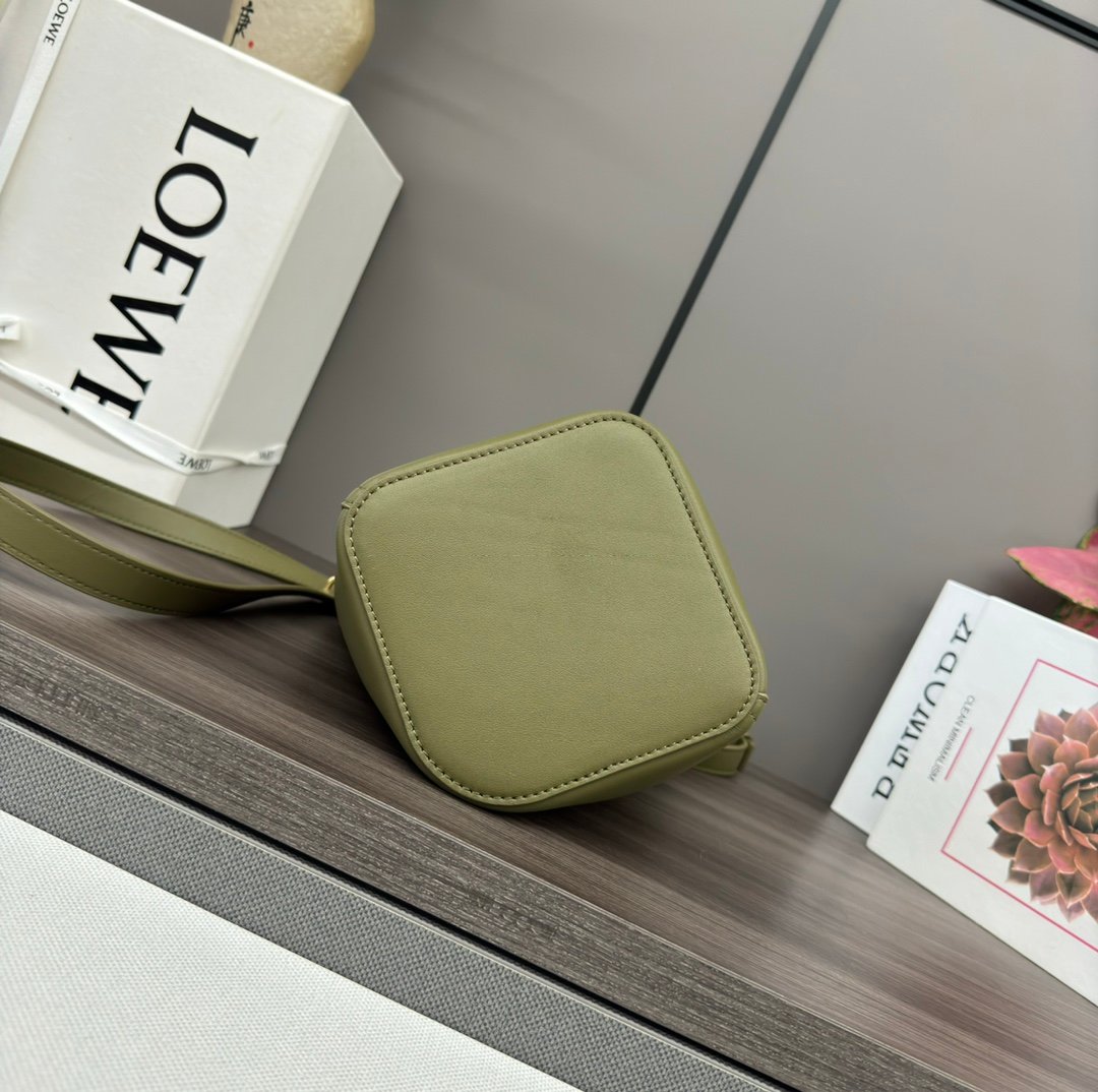 Handbag/Shoulder Bag Size16*16*19.5CM