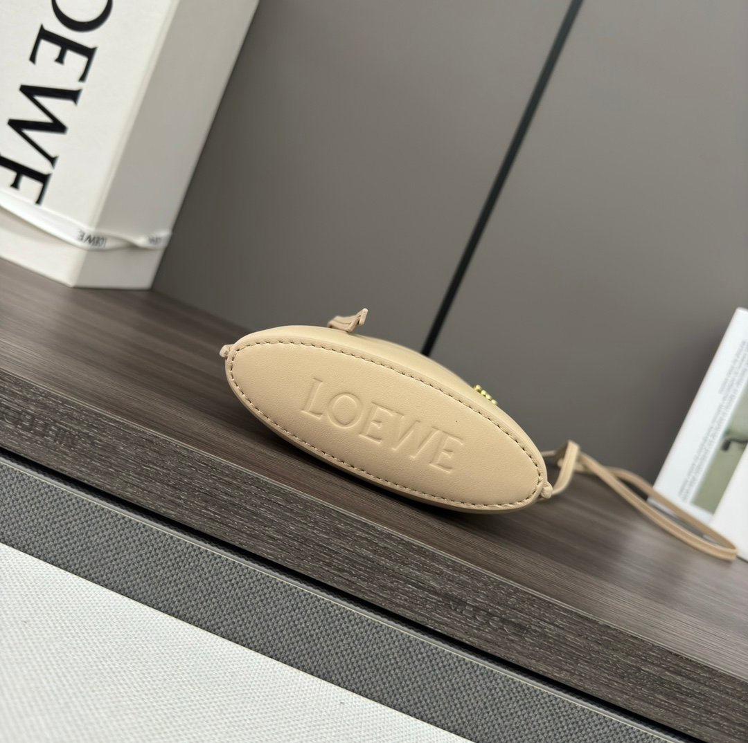 Handbag/Shoulder Bag Size 21*15*5cm