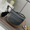 Handbag/Shoulder Bag Size 20*19*11.5 cm