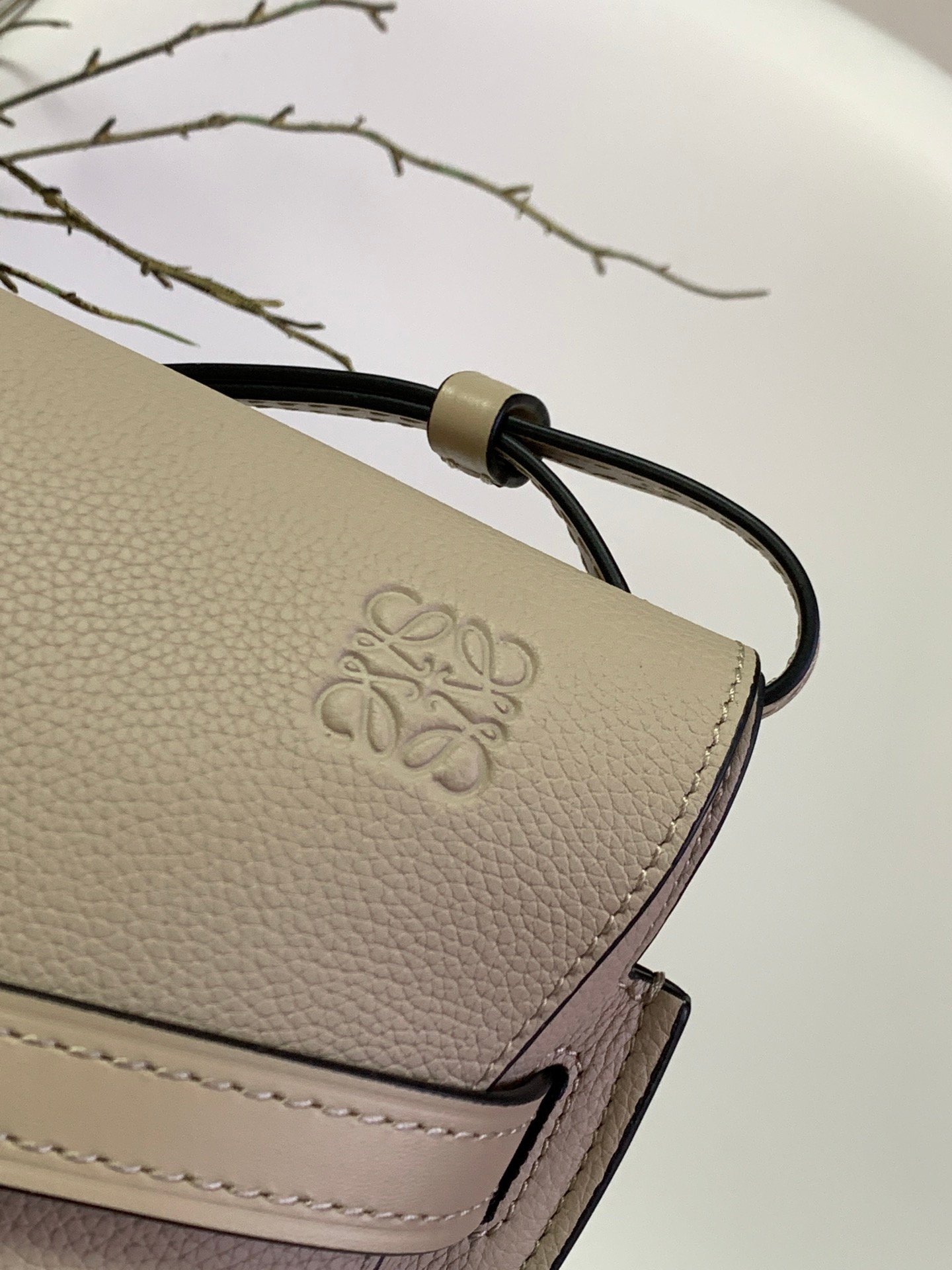 Handbag/Shoulder Bag Size 20*19*11.5 cm