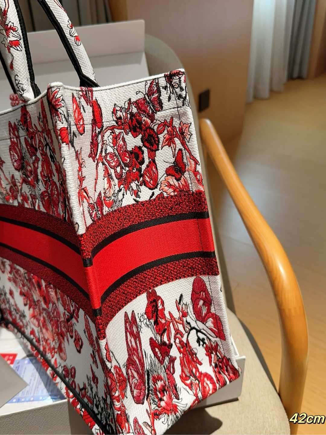 Handbag/Shoulder Bag Size 42x18x35cm