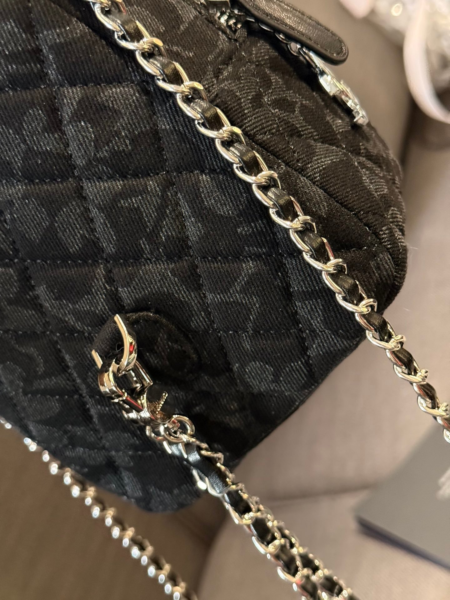 Handbag/Shoulder Bag Size  13x19