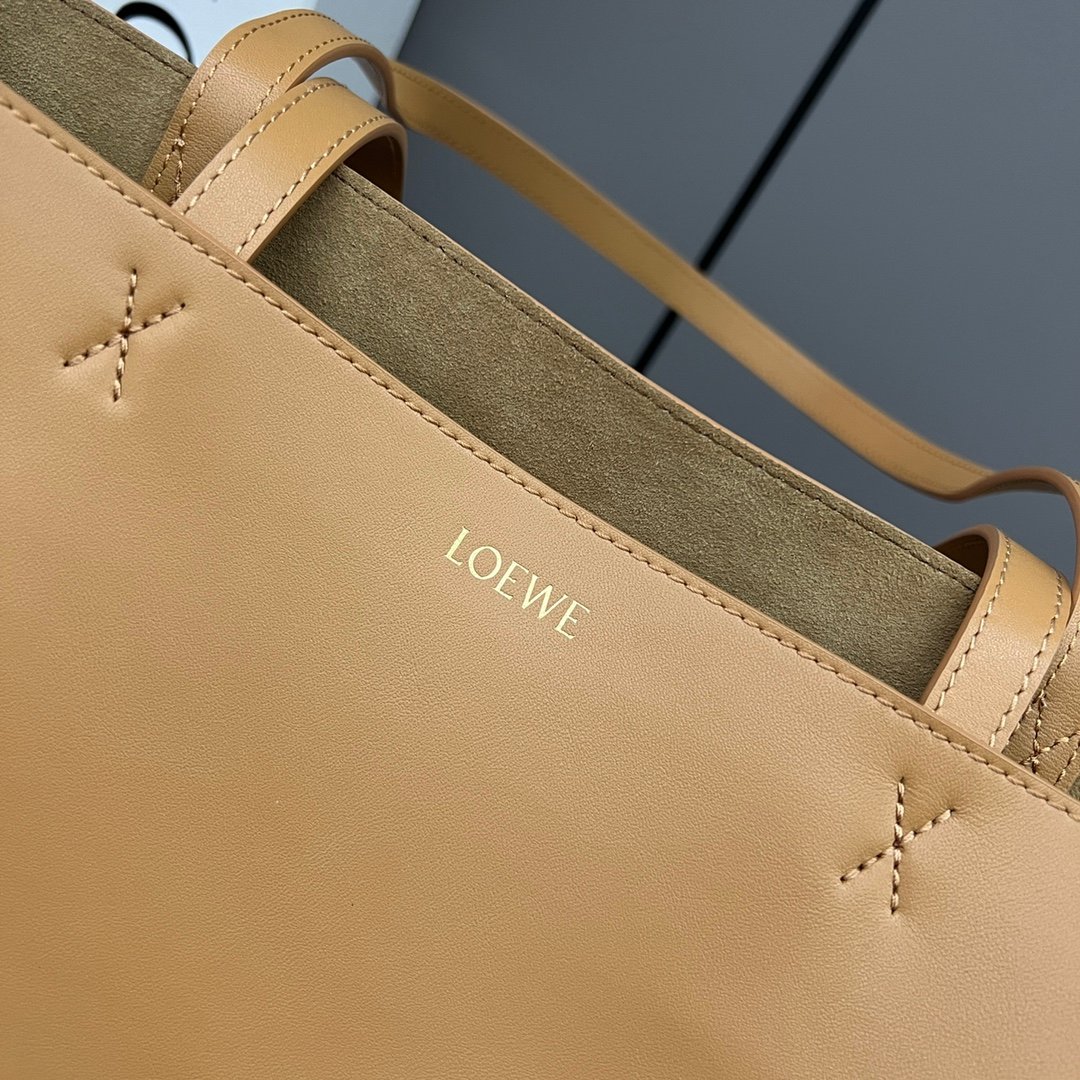 Handbag/Shoulder Bag Size 25.5*14.5*31.5CＭ