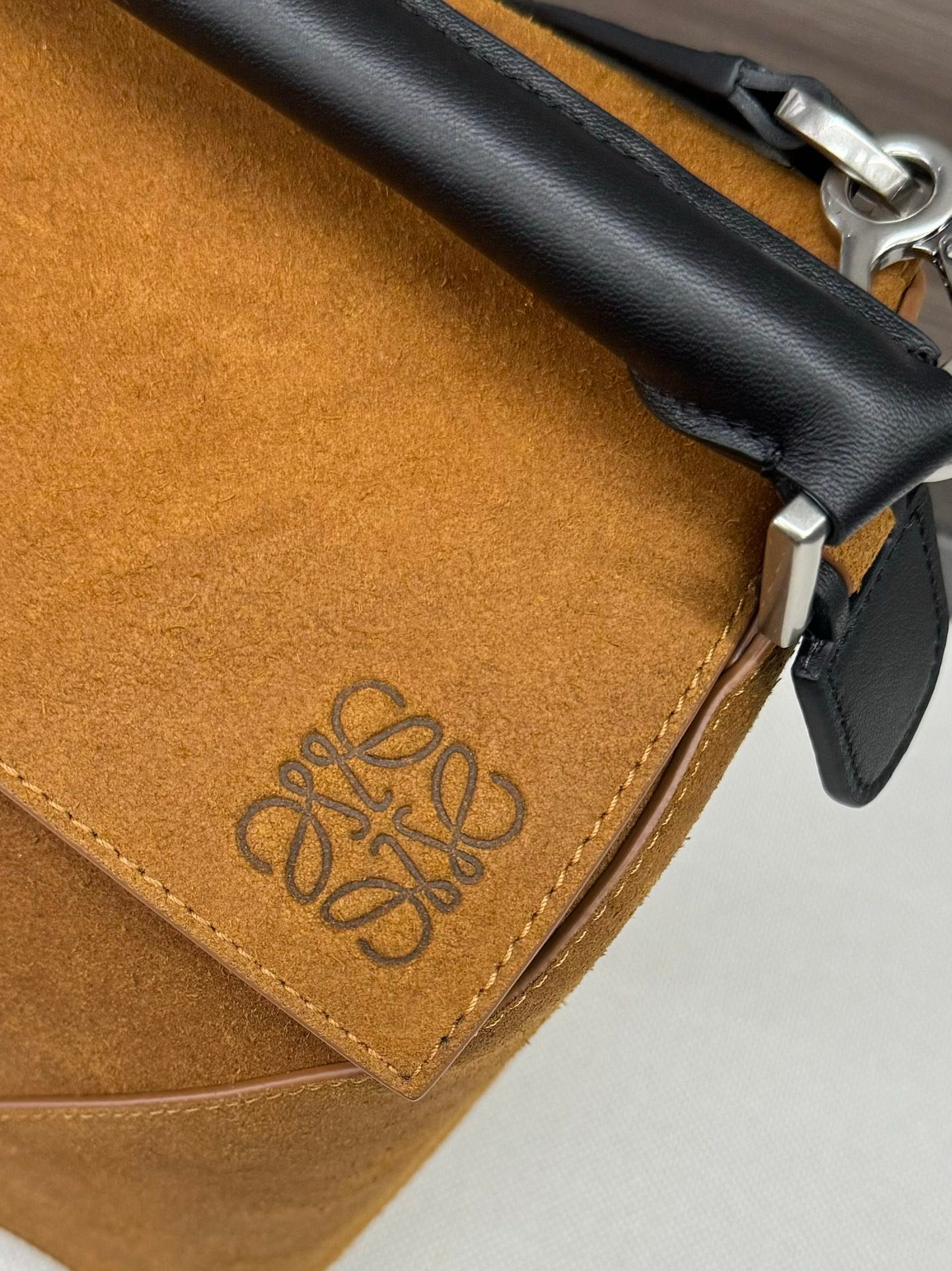 Handbag/Shoulder Bag Size 33*21*17CＭ