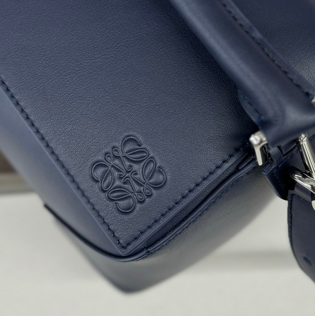Handbag/Shoulder Bag Size 33*14.7*21.5cm