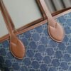 Handbag/Shoulder Bag Size   22x19x18cm