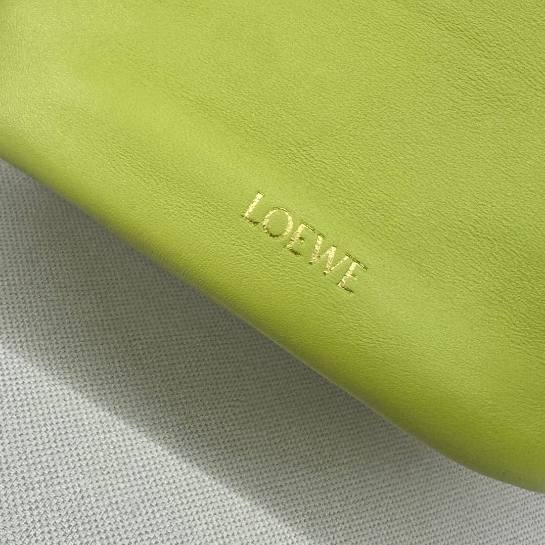 Handbag/Shoulder Bag Size 32*17*24CM