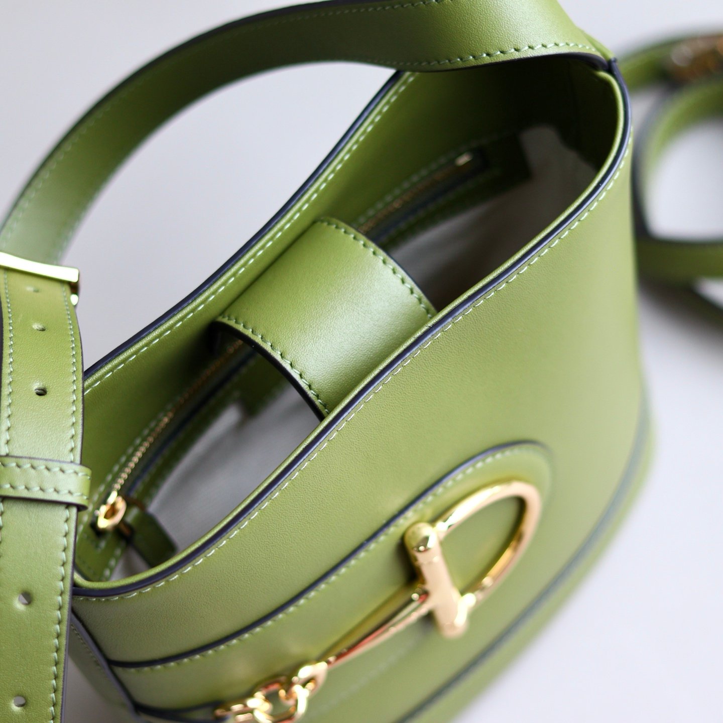 Handbag/Shoulder Bag Size  18.5x20x8.5
