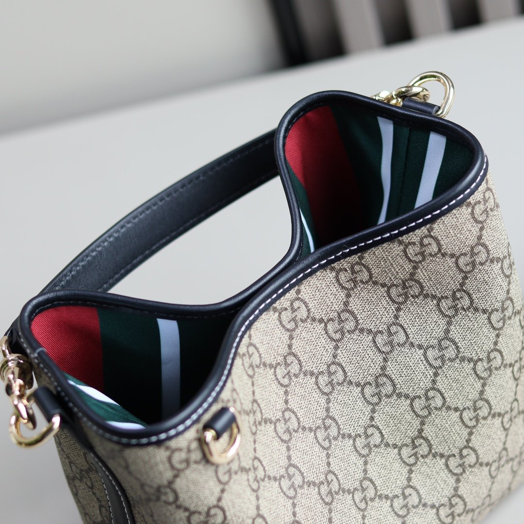 Handbag/Shoulder Bag Size  20.5x18x11.5