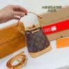 Reading Flower Small Bucket Bag Handheld Crossbody Bag Size: 13*16*10cm