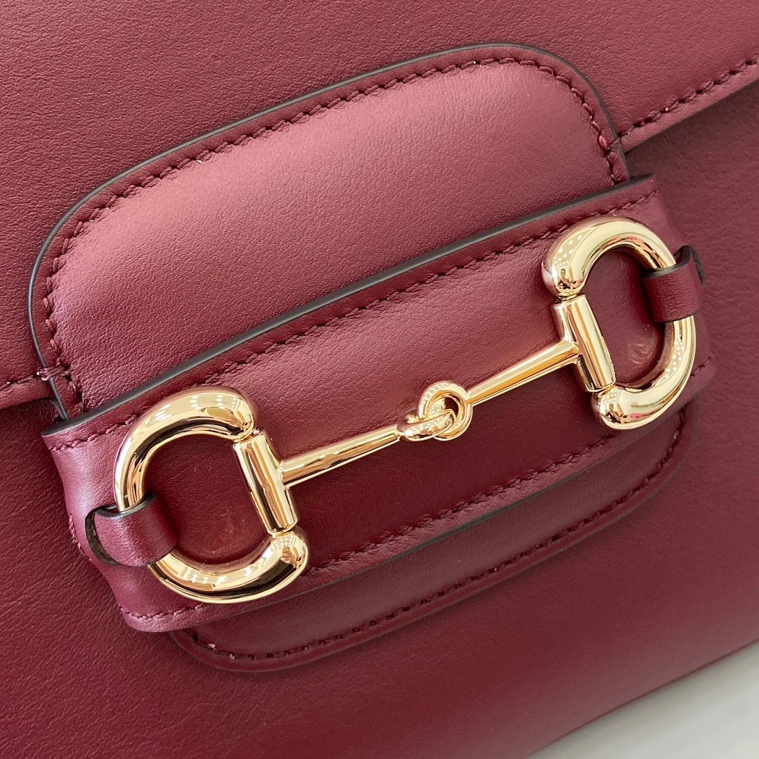 Handbag/Shoulder Bag Size  26x 17.5x 10