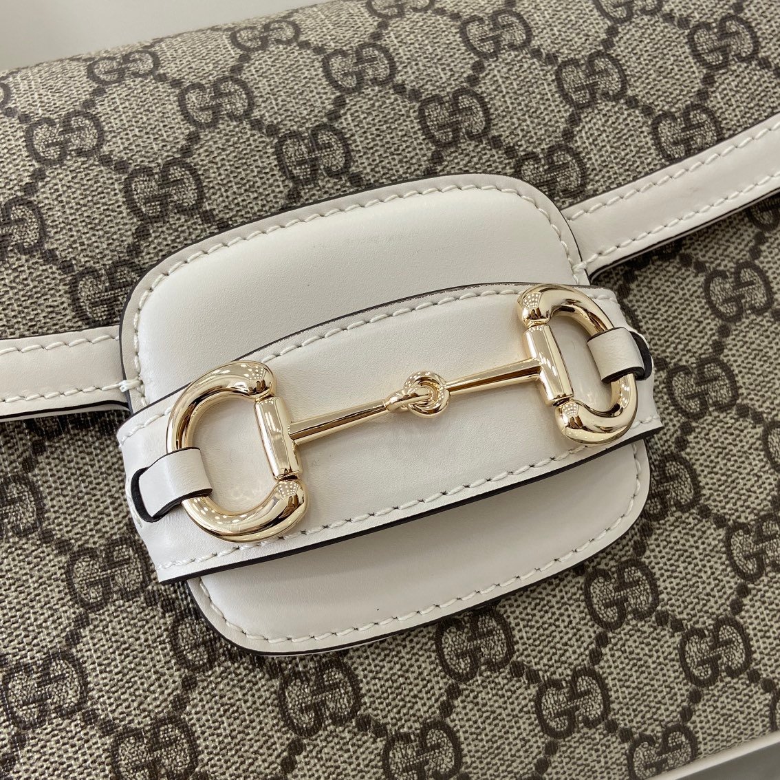 Handbag/Shoulder Bag Size  25.9x 17.5x 9.9