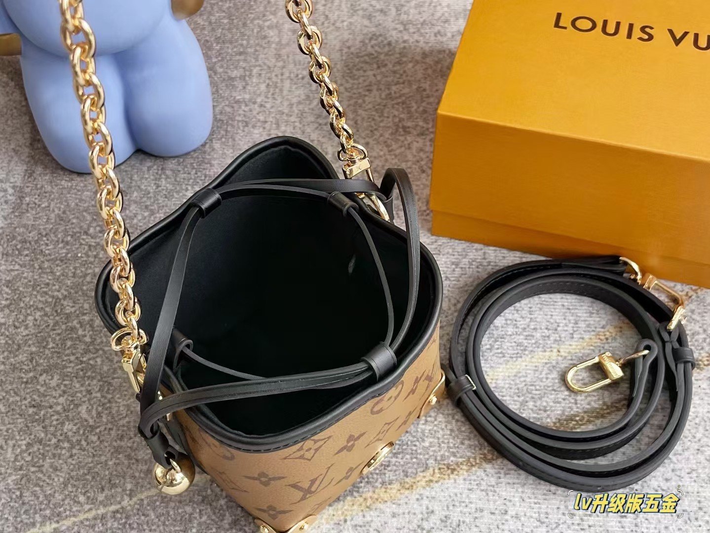 Tote bag shoulder bag Specification: 12*12*12cm