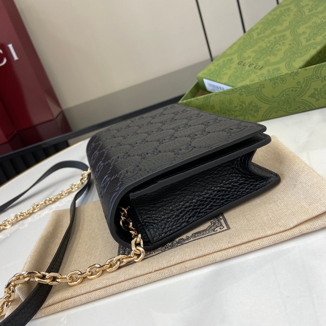 Handbag/Shoulder Bag Size  20x 12.5x 4cm