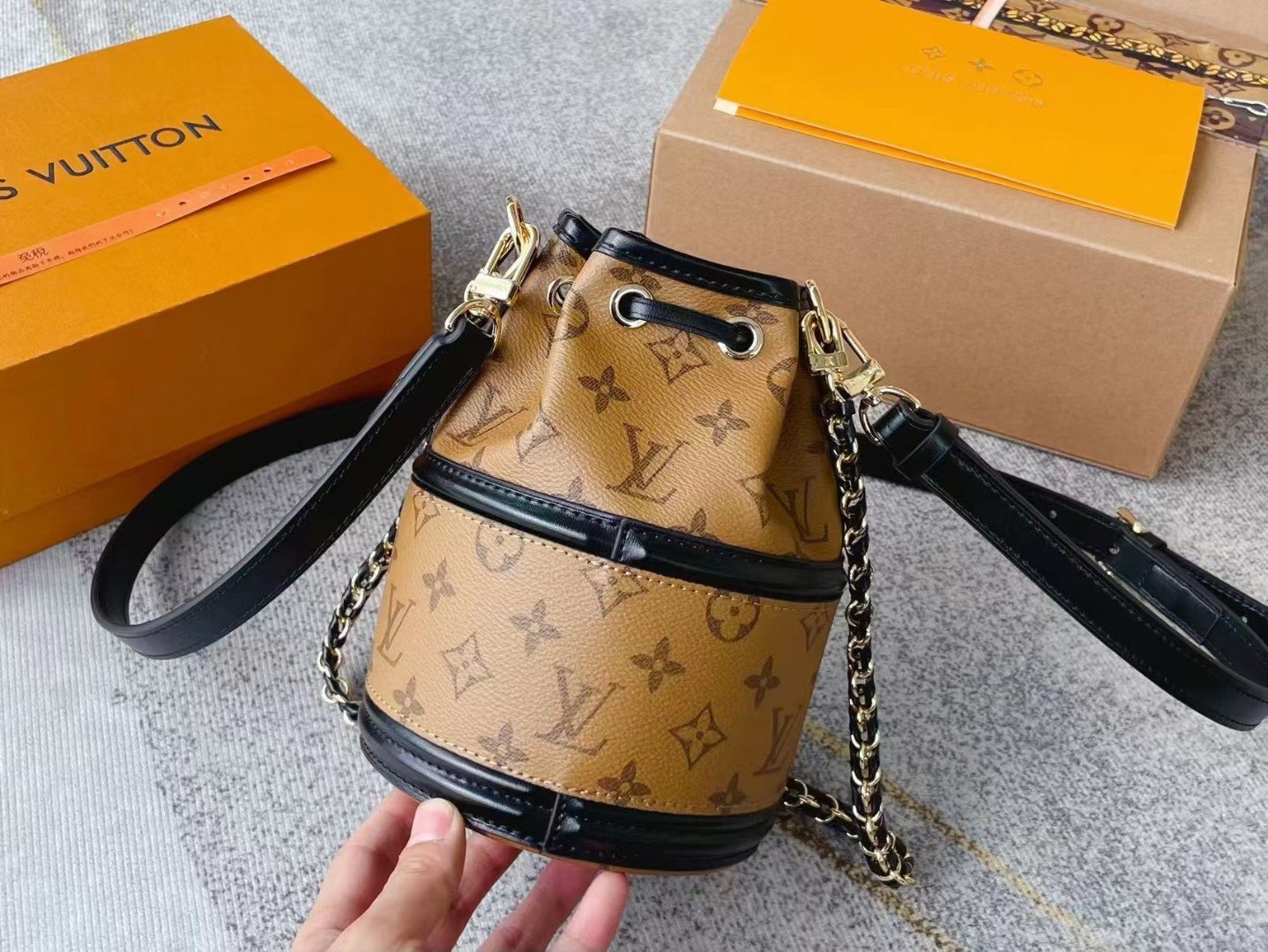New rice bucket tote bag shoulder bag Specification: 15*20*15cm