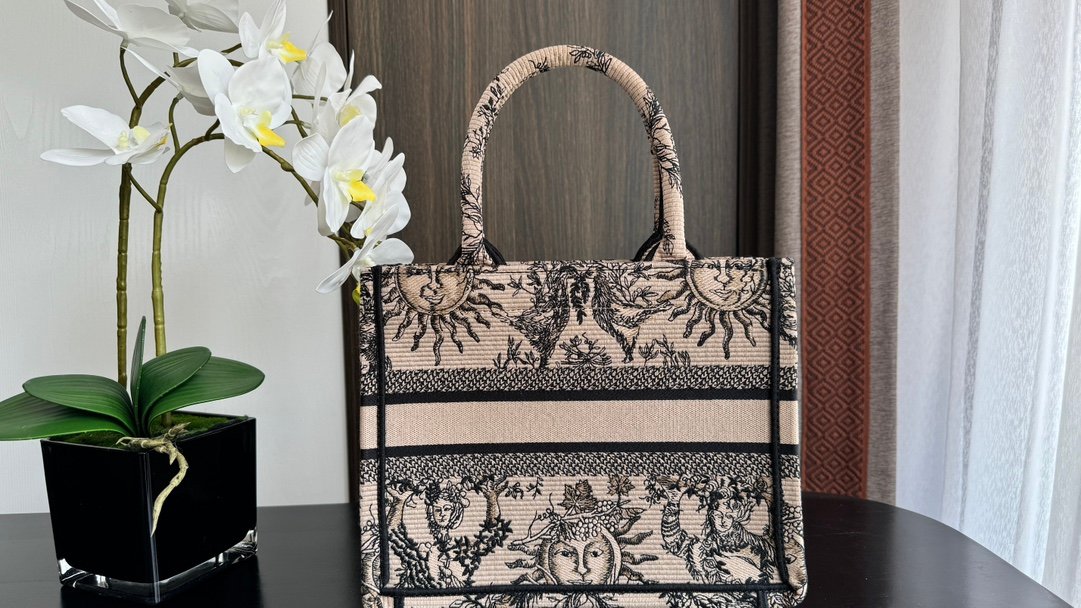 Handbag/Shoulder Bag Size 26×8×22cm