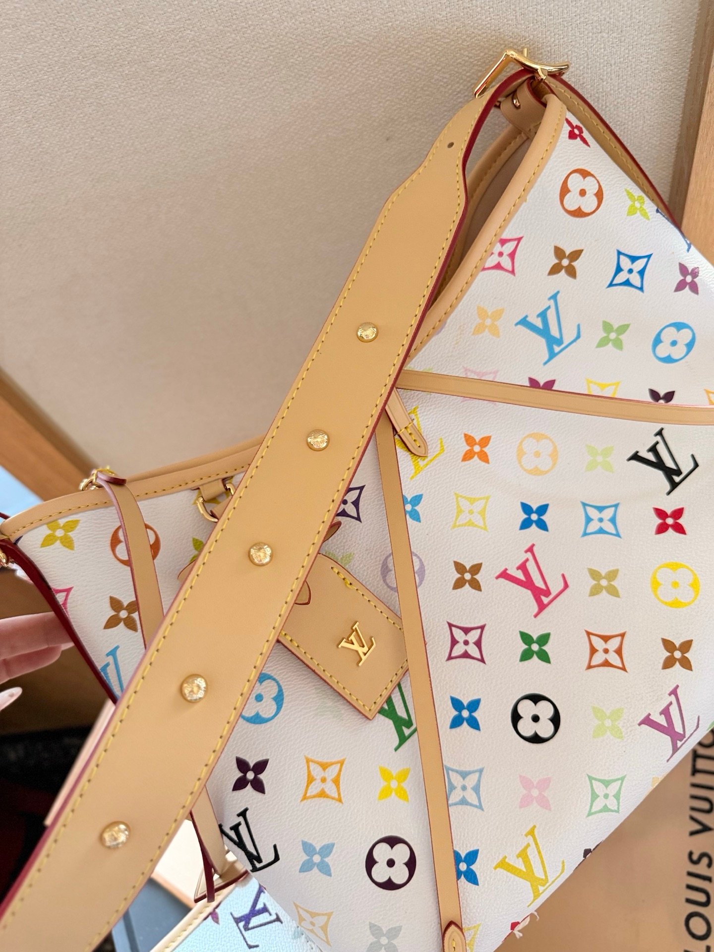 White color shopping bag 24*12*29