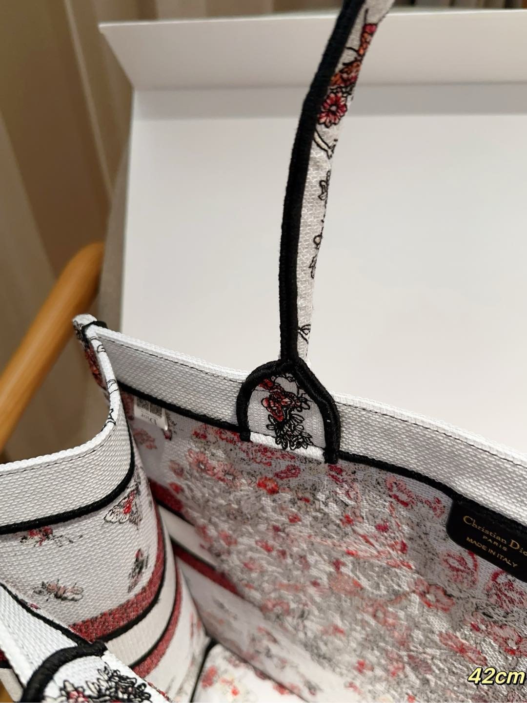Handbag/Shoulder Bag Size 42x18x35cm