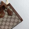 Handbag/Shoulder Bag Size 20 x 16 x 10 cm