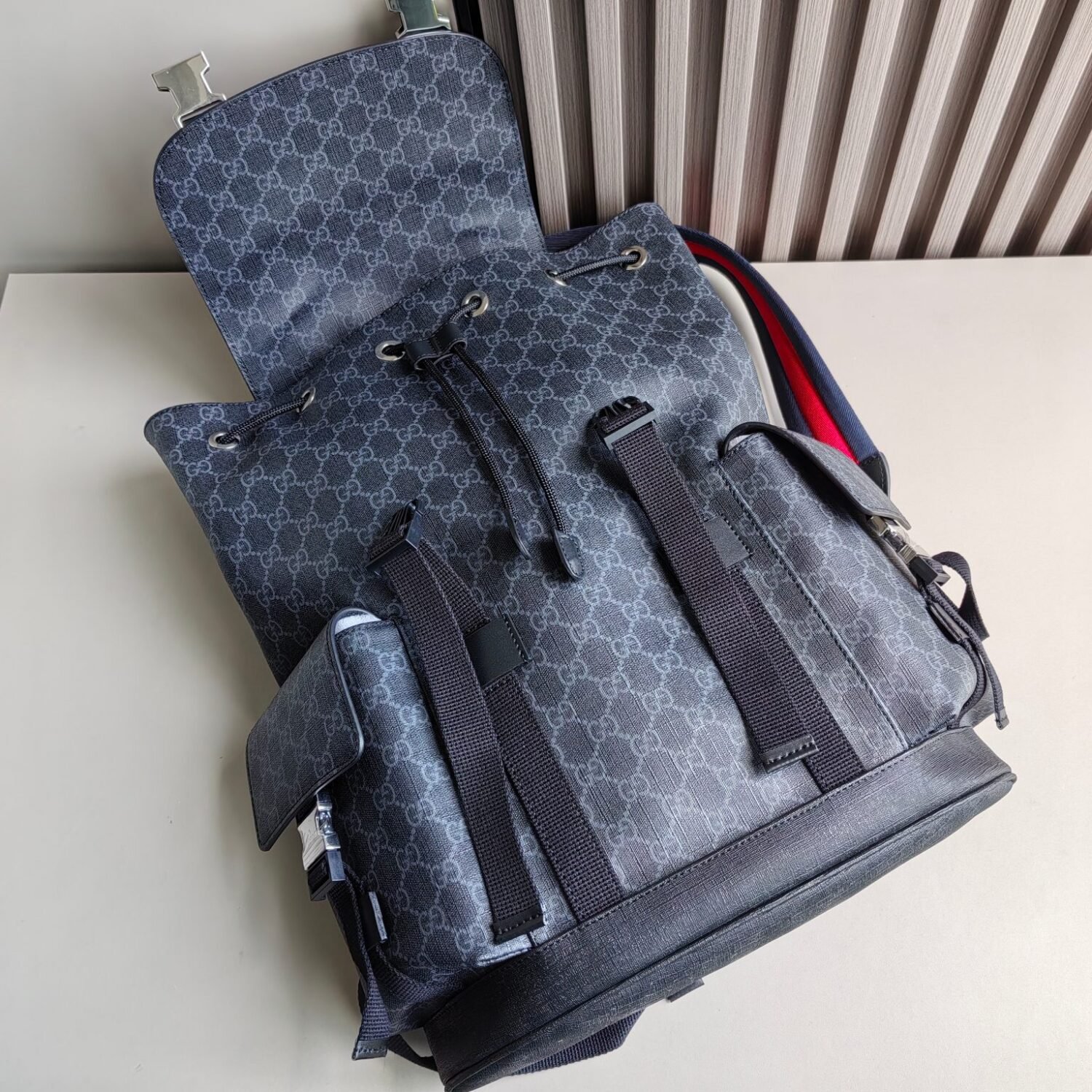 Handbag/Shoulder Bag Size  46x 35x 12