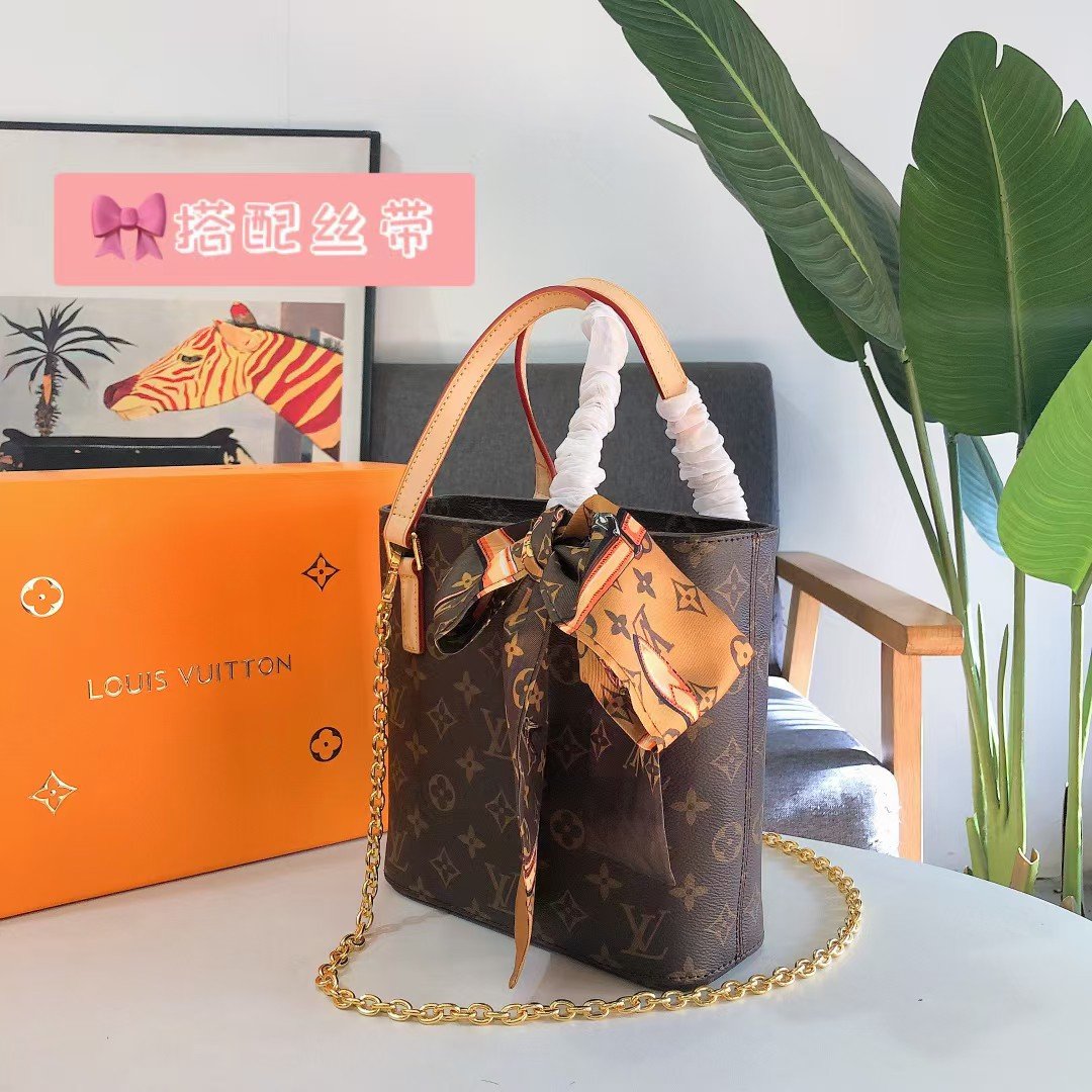 Presbyopia handbag Specifications: 23*21*9 ...