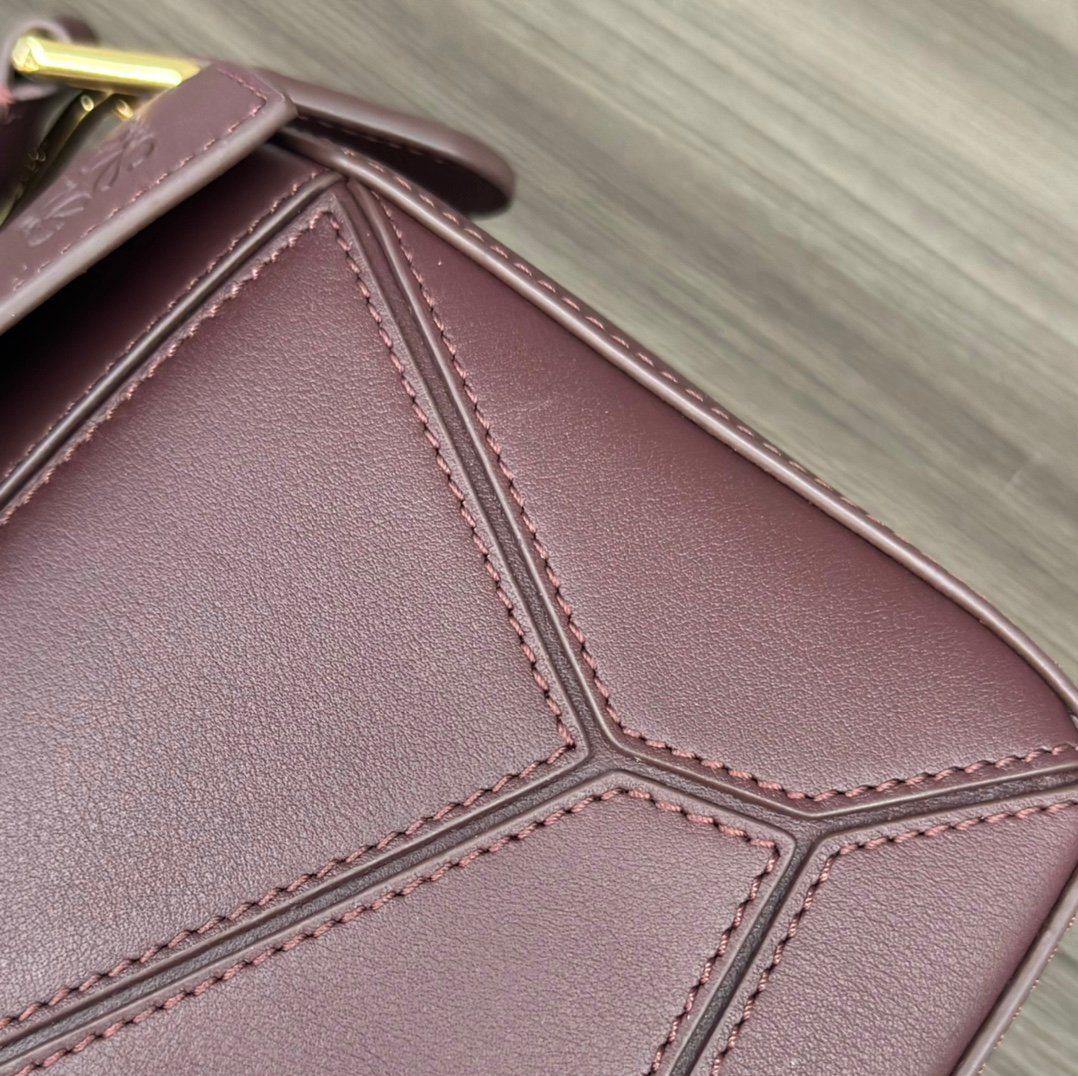 Handbag/Shoulder Bag Size 24*10.5*16CM