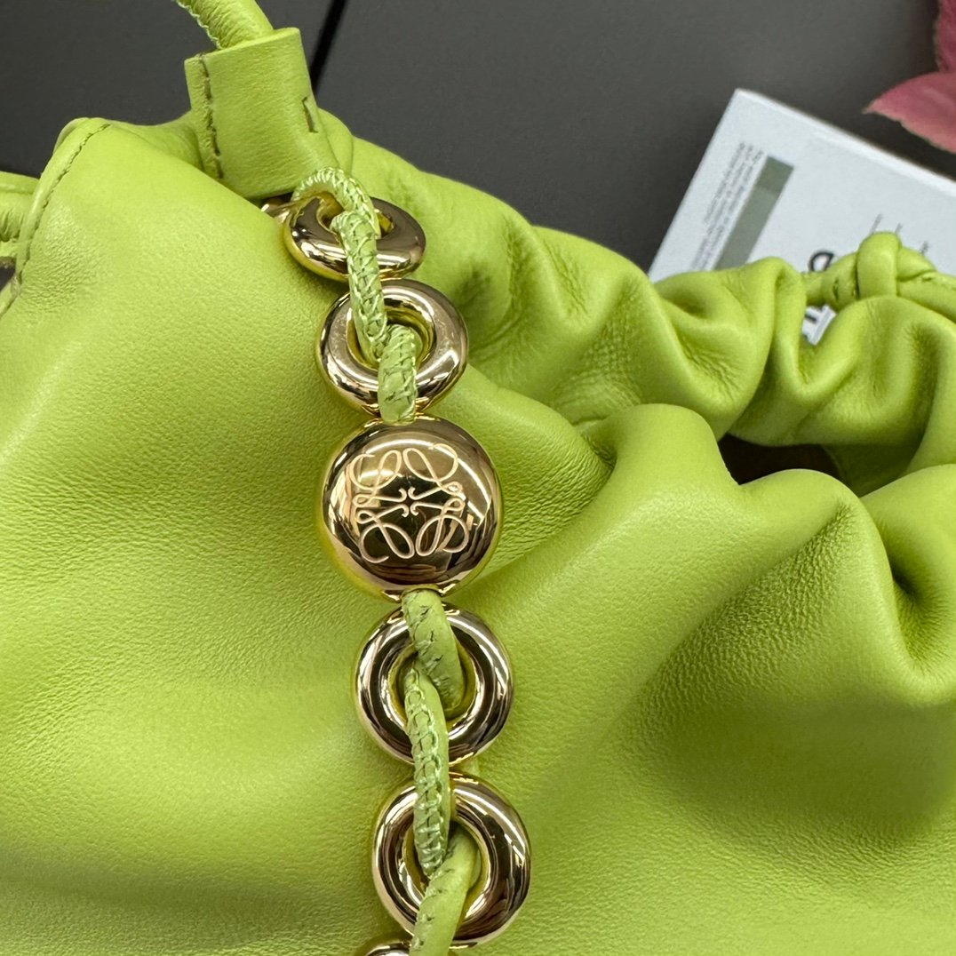 Handbag/Shoulder Bag Size 32*17*24CM