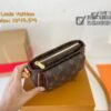 Camel bag shoulder bag Specification: 18*14.5*9cm