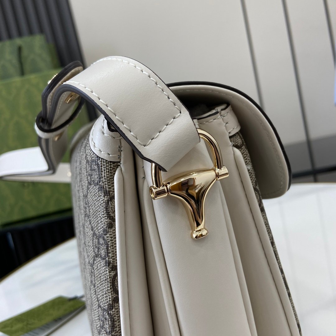 Handbag/Shoulder Bag Size  25.9x 17.5x 9.9